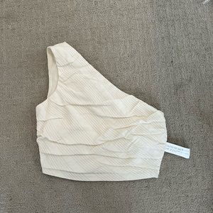 cute one shoulder zara top!